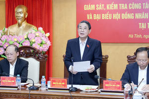 Phó Chủ tịch Quốc hội Nguyễn Đức Hải giám sát, kiểm tra công tác bầu cử tại Hà Tĩnh