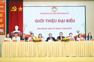 Phó Chủ tịch Quốc hội Nguyễn Khắc Định dự Hội nghị tiếp xúc cử tri tại xã Diên Khánh, Khánh Hòa