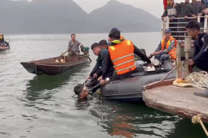 Điểm tin Pháp Luật ngày 23/02: Tìm thấy 6 nạn nhân vụ chìm tàu trên hồ Thác Bà