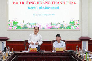 Nâng cao chất lượng tham mưu tổng hợp, đổi mới phương thức điều hành trong Bộ Tư pháp Nâng cao chất lượng tham mưu tổng hợp, đổi mới phương thức điều hành trong Bộ Tư pháp