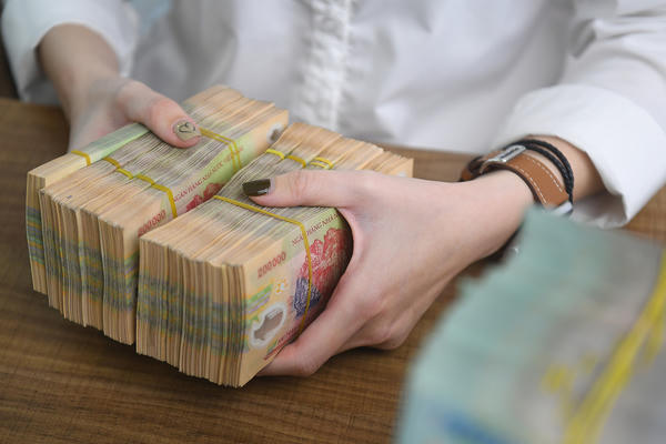 Hơn 400.000 tỷ đồng vốn đầu tư công vẫn chờ giải ngân