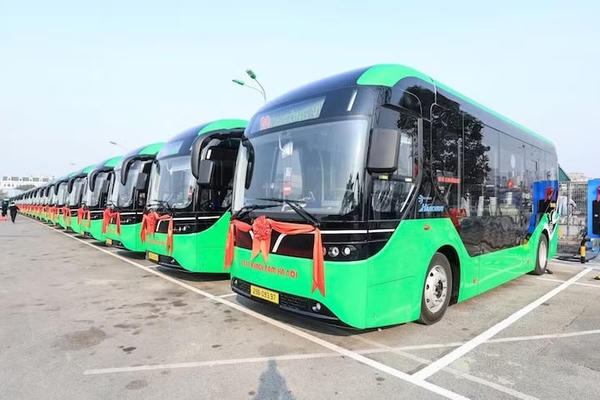 Tổng công ty vận tải Hà Nội ban hành Bộ quy tắc ứng xử trên xe bus