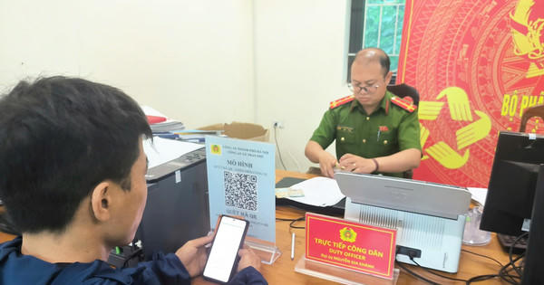 Xã Trần Phú: Quét mã QR để đánh giá cán bộ