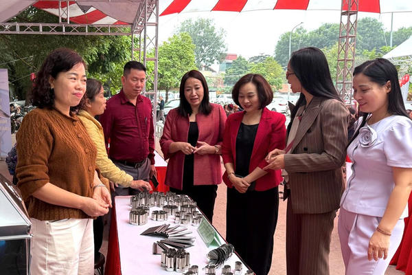 Hỗ trợ phụ nữ khởi nghiệp qua truyền thông ứng dụng mạng xã hội