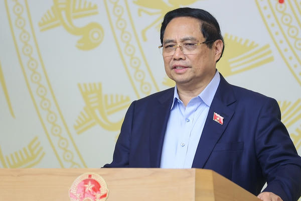 Thủ tướng: Xử lý nghiêm môi giới trái phép, nhận tiền 'chạy suất' nhà ở xã hội