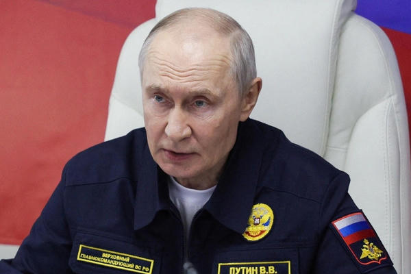 Ông Putin cáo buộc EU hành động như 'cướp biển'