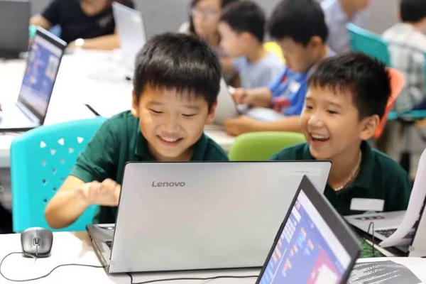 Ban hành Bộ Quy tắc ứng xử về bảo vệ trẻ em trên môi trường mạng