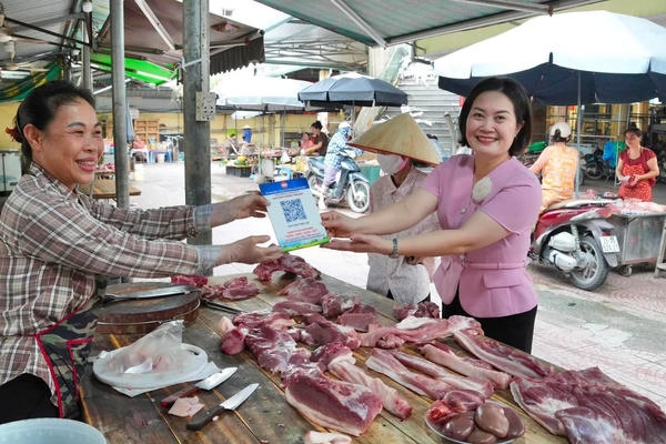 "Chợ số, tuyến đường số"-Cách làm mới về giao thương ở xã Hoài Đức