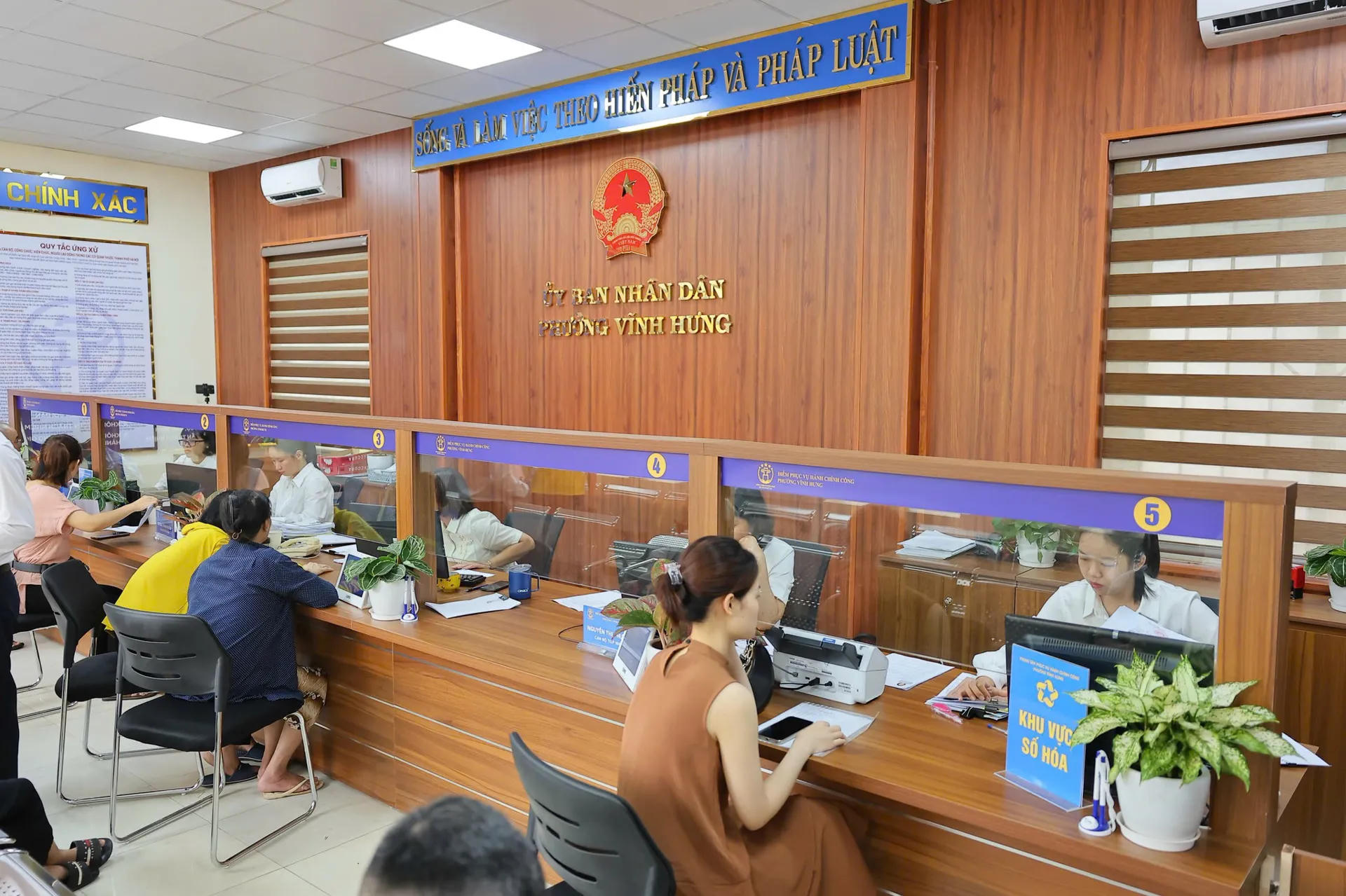 Phường Vĩnh Hưng thử nghiệm số hóa dịch vụ hành chính công
