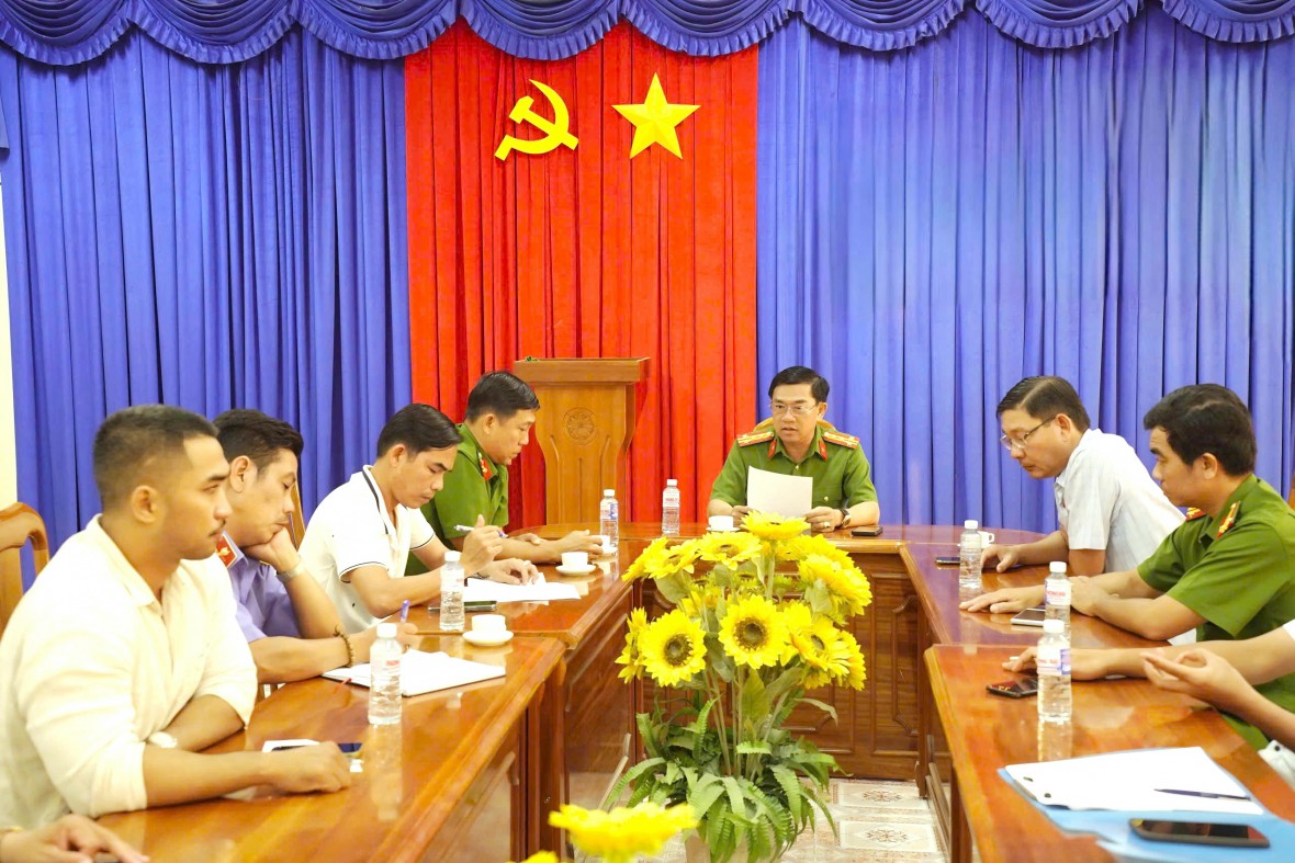 Cà Mau: Bắt giữ đối tượng liên quan đến cái chết của bé gái 12 tuổi dưới ao tôm ở xã Cái Đôi Vàm Cà Mau: Bắt giữ đối tượng liên quan đến cái chết của bé gái 12 tuổi dưới ao tôm ở xã Cái Đôi Vàm