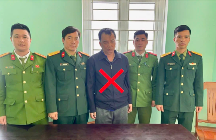 Đối tượng trốn truy nã 30 năm (đánh dấu X) bị bắt. Ảnh Công an Thanh Hoá.