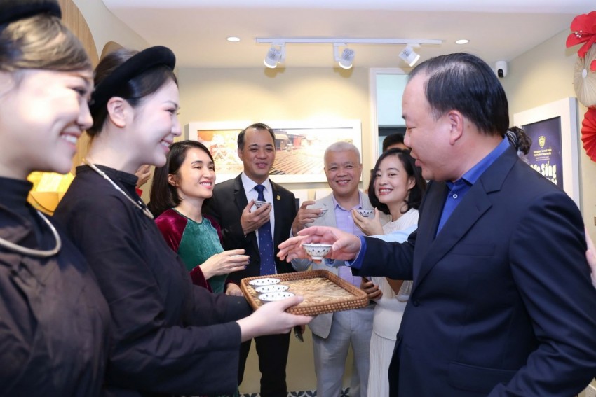 Sức sống hàng Việt: Định hình mô hình tiêu thụ hàng Việt thời số