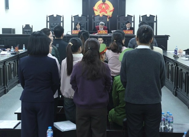 Toàn cảnh phiên toà.