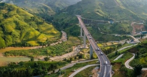 Cao tốc Vinh - Thanh Thủy không chỉ mang ý nghĩa kinh tế mà còn có giá trị quan trọng về mặt đối ngoại.