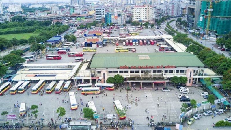 Hà Nội tăng cường hơn 2.400 xe phục vụ hành khách dịp Tết Nguyên đán