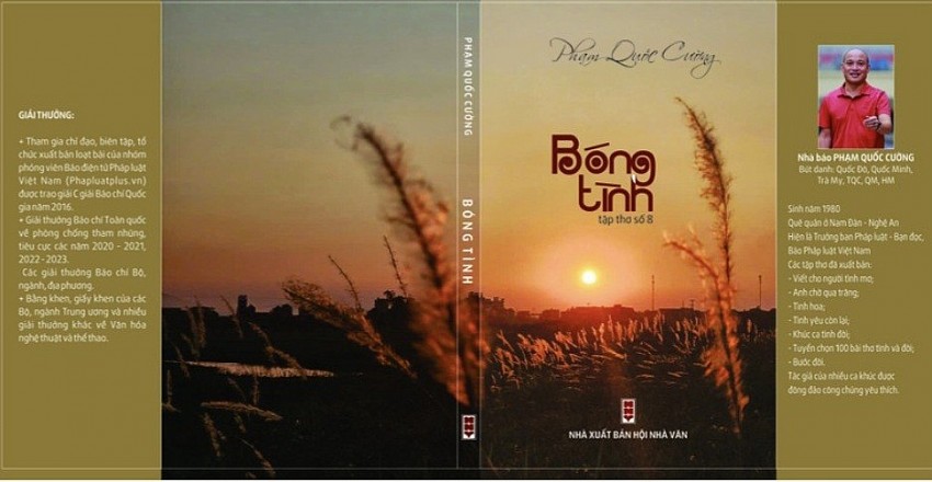 Tác giả cùng ảnh bìa tập thơ thứ 8.