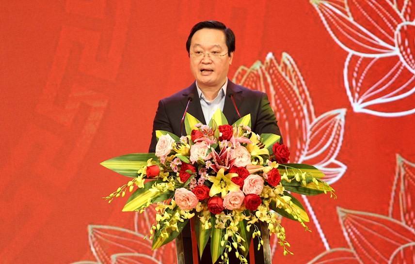 Bí thư Tỉnh ủy Nghệ An Nguyễn Đức Trung phê bình các địa phương, đơn vị chưa thực hiện nghiêm việc hỗ trợ nhà ở cho người nghèo.
