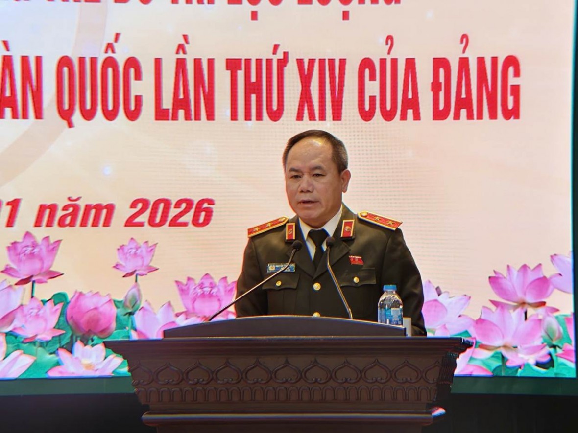 Trung tướng Nguyễn Thanh Tùng - Ủy viên BTV Thành ủy, Bí thư Đảng ủy, Giám đốc CATP phát biểu kết luận và chỉ đạo Hội nghị.
