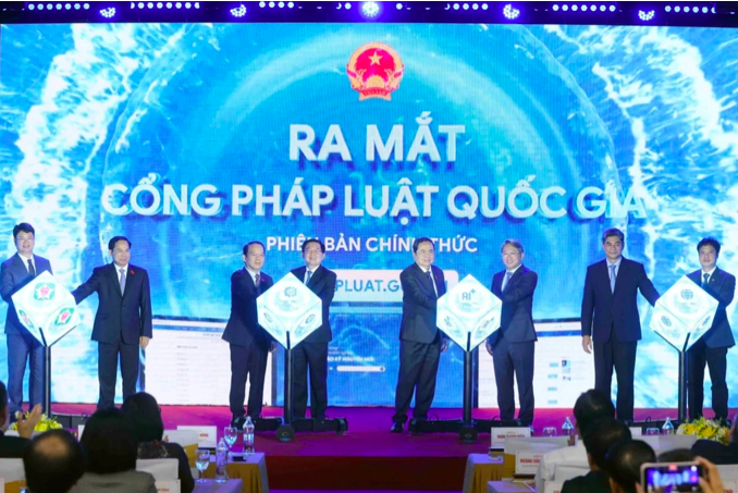 Bộ Tư pháp tổ chức ra mắt Cổng Pháp luật quốc gia phiên bản chính thức tại địa chỉ phapluat.gov.vn (Ảnh: Thu Hằng).