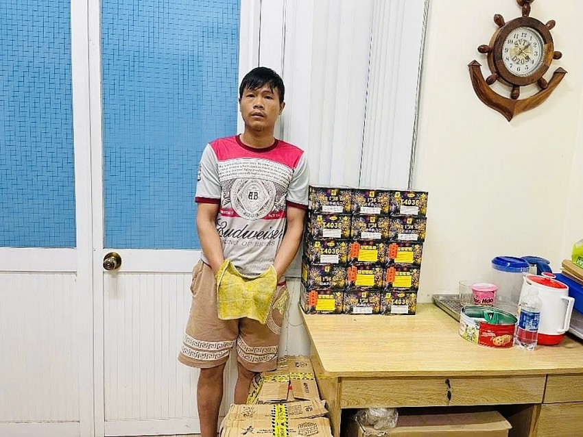 Đối tượng Nguyễn Văn Sơn cùng tang vật