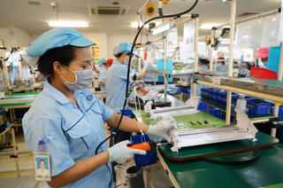Vietnam remains top magnet for FDI: Finance minister