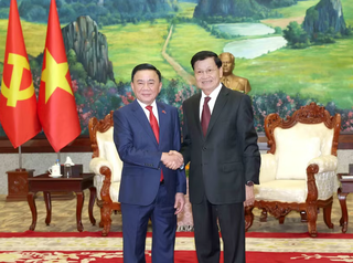 Thường trực Ban Bí thư Trần Cẩm Tú hội kiến với lãnh đạo cấp cao Lào