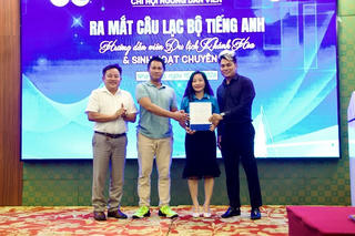 Khánh Hòa: Ra mắt CLB Tiếng Anh Hướng dẫn viên Du lịch