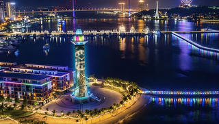 3D Mapping “Long Vân Khánh Hội” tái hiện vịnh kỳ quan trên Ngọn Hải Đăng sáng nhất Việt Nam