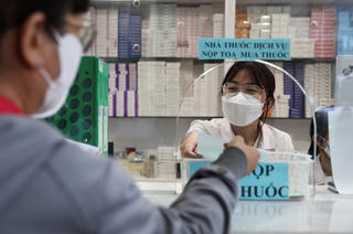 Kháng sinh có thể thành 'vô dụng' trước hiểm họa từ thói quen dùng thuốc sai cách