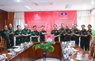 Binh đoàn 15: Thăm, chúc Tết Bunpimay và kiểm tra tiến độ dự án cụm bản Mường Chăm tại Lào