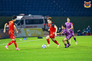 Highlight Becamex TP.HCM vs Ninh Bình: Lê Văn Thuận tỏa sáng phút cuối