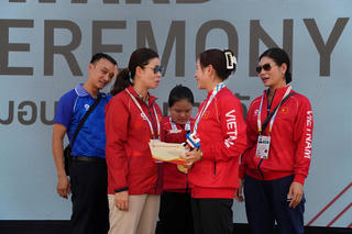 Thu Vinh và Ngọc Trâm vào biên chế ngành Công an sau SEA Games 33 Thu Vinh và Ngọc Trâm vào biên chế ngành Công an sau SEA Games 33