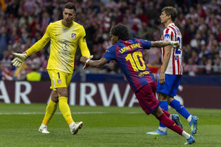 UEFA Champions League: Barca gục ngã, PSG thăng hoa, lộ diện 2 vé bán kết