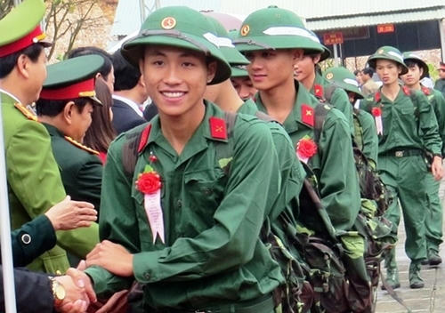 Công dân không được 'lợi dụng hình xăm' để trốn nghĩa vụ quân sự