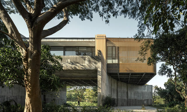 Nhà một tầng thiết kế 'lơ lửng' để ngắm cảnh quan