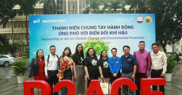 ASEAN youth showcase climate innovations at Hanoi exhibition
