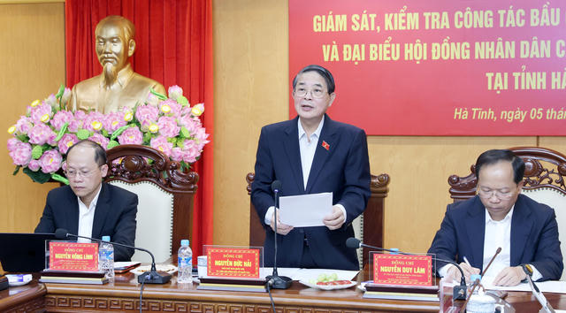 Phó Chủ tịch Quốc hội Nguyễn Đức Hải giám sát, kiểm tra công tác bầu cử tại Hà Tĩnh Phó Chủ tịch Quốc hội Nguyễn Đức Hải giám sát, kiểm tra công tác bầu cử tại Hà Tĩnh