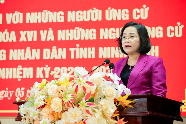Phó Chủ tịch Quốc hội Nguyễn Thị Thanh dự Hội nghị tiếp xúc cử tri tại Ninh Bình Phó Chủ tịch Quốc hội Nguyễn Thị Thanh dự Hội nghị tiếp xúc cử tri tại Ninh Bình