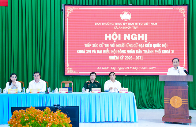 Chủ tịch Quốc hội Trần Thanh Mẫn dự Hội nghị tiếp xúc cử tri với người ứng cử đại biểu Quốc hội khóa XVI Chủ tịch Quốc hội Trần Thanh Mẫn dự Hội nghị tiếp xúc cử tri với người ứng cử đại biểu Quốc hội khóa XVI