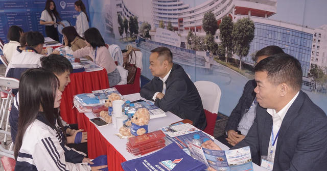 Hướng nghiệp 2026: Học ngành xã hội có lo thất nghiệp? | Báo Đại Đoàn Kết Hướng nghiệp 2026: Học ngành xã hội có lo thất nghiệp? | Báo Đại Đoàn Kết