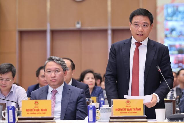 Bộ trưởng Bộ T&agrave;i ch&iacute;nh Nguyễn Văn Thắng ph&aacute;t biểu tại Tọa đ&agrave;m - Ảnh: VGP/Nhật Bắc &nbsp;