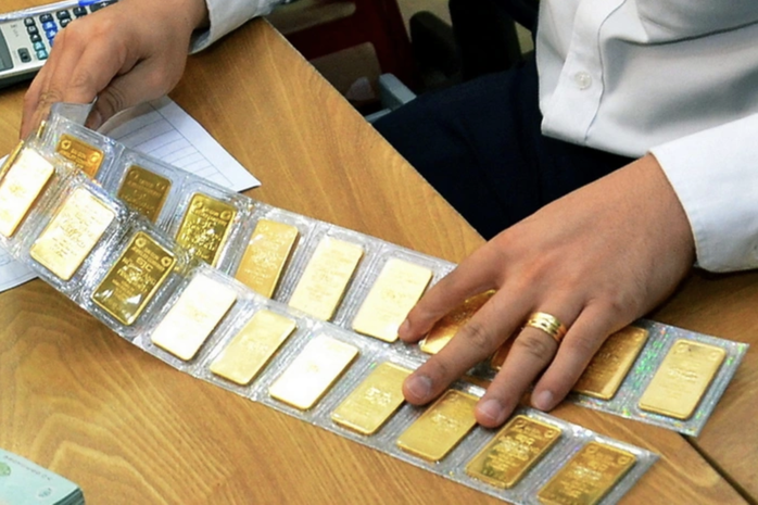 Mua bán vàng "chợ đen" có vi phạm pháp luật không? - Ảnh 1.