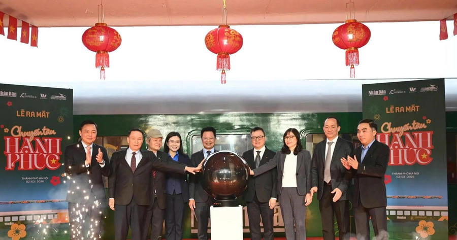 Happiness Train spreads human values and promotes Vietnam tourism