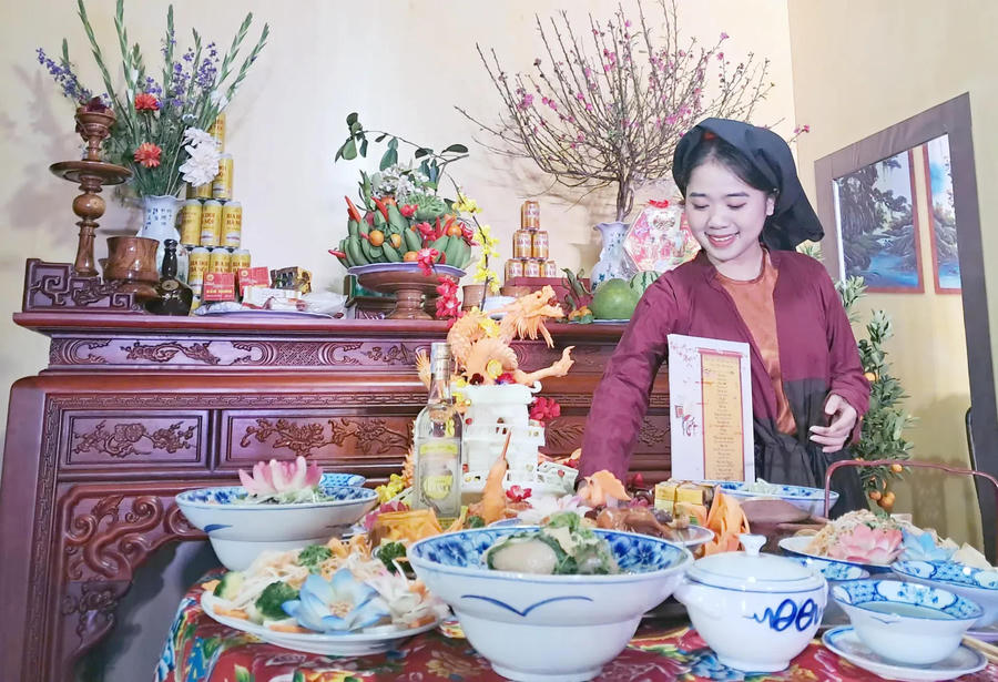 Hình ảnh 2 Vietnamese traditional dishes for Tet displayed during the Happy Tet 2025 program. Photo: Hoai Nam/The Hanoi Times