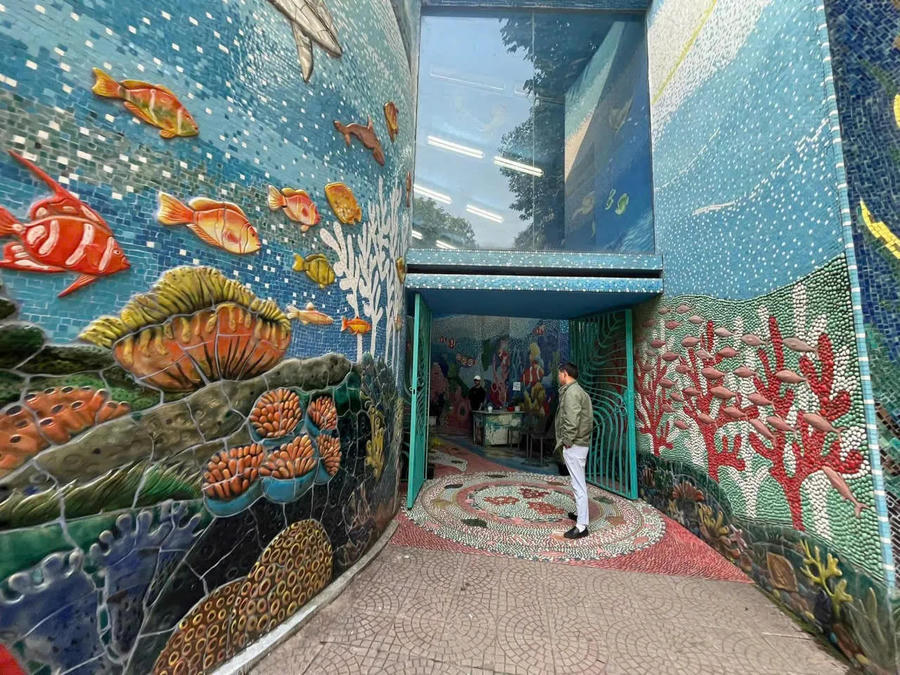 The funky creative space at Thong Nhat Park.