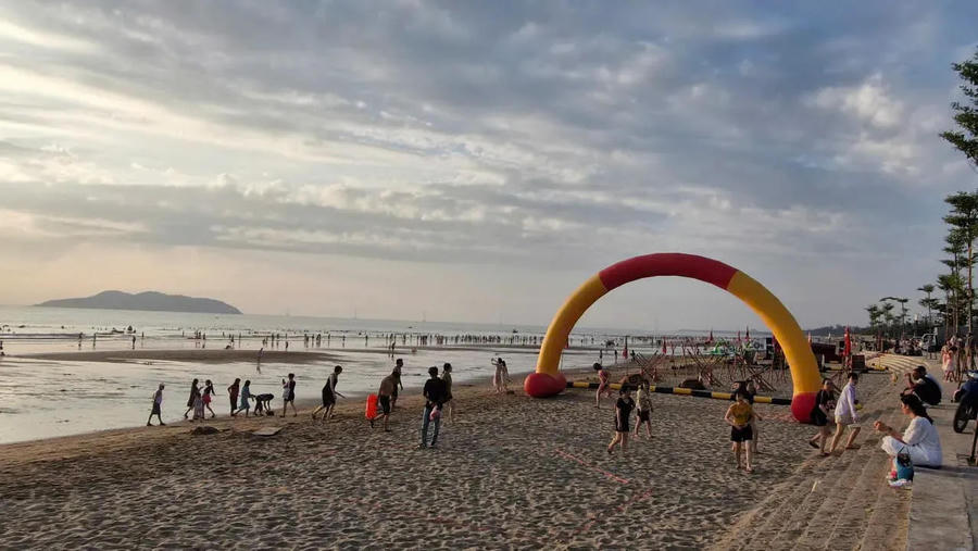 Cua Lo Beach, one of the most attractive destinations in Nghe An Province. Photo: Kinh te & Do thi Newspaper