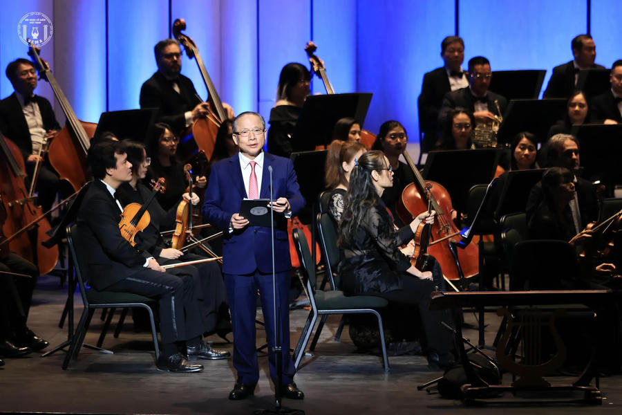 Dr. Nguyen Van Than, President of the Vietnam Classical Music Association opens the classical music evening.