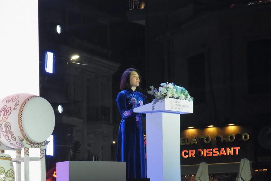 Hình ảnh 3 Vu Thu Ha, Vice Chairwoman of the Hanoi People’s Committee delivers her speech at the opening ceremony of the “Creative Meetups” program. Photo: VNA