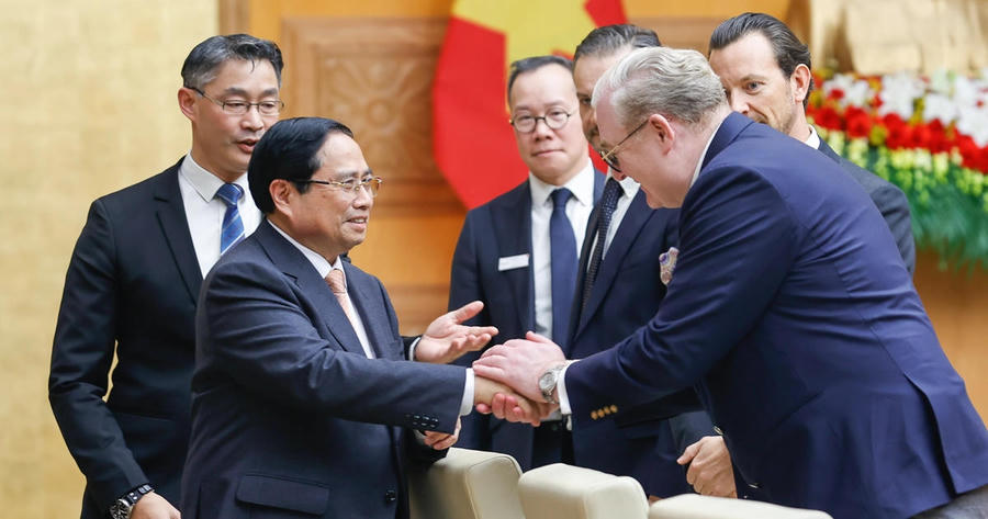 Swiss and European firms back Vietnam’s push for double-digit growth, finance hub