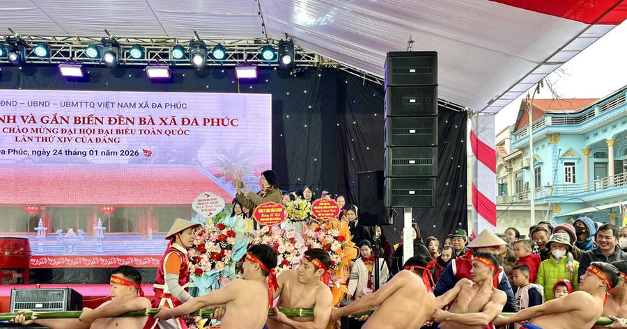 Hanoi’s bamboo tug-of-war brings warmth to winter days Hanoi’s bamboo tug-of-war brings warmth to winter days